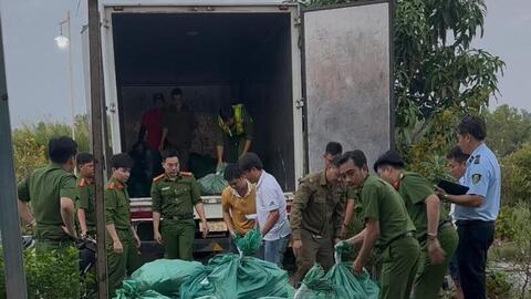 Cà Mau: Ra quân kiểm tra, siết chặt phòng chống buôn lậu
