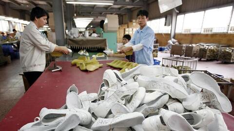 TS. Nguyễn Minh Phong: Xây chuỗi nguyên phụ liệu da giày từ xúc tiến thương mại