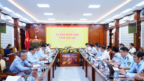 Tỉnh Gia Lai và Petrolimex bàn giải pháp bảo đảm nguồn cung xăng dầu