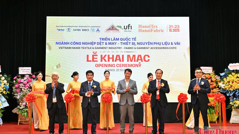 Khai mạc HanoiTex & HanoiFabric 2026: Kết nối chuỗi cung ứng dệt may