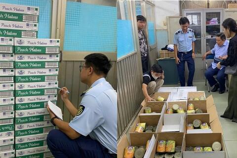 Quản lý thị trường TP. Hồ Chí Minh: Chuyển điều tra 9 vụ về hàng giả là thực phẩm