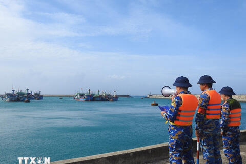 Triển khai các biện pháp cần thiết cao nhất để phòng, tránh, ứng phó bão số 15