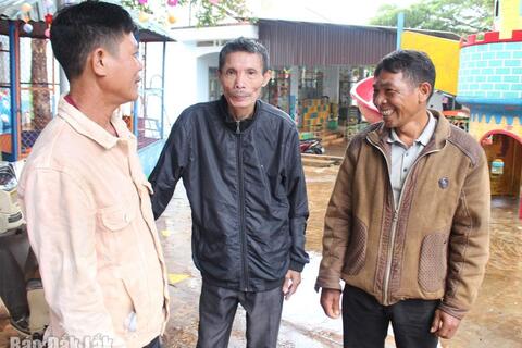 Trưởng buôn nhiệt huyết, gần dân