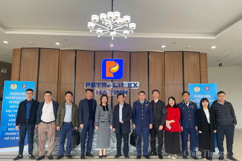 Bộ Công Thương làm việc, bình ổn thị trường dịp Tết tại Hà Tĩnh