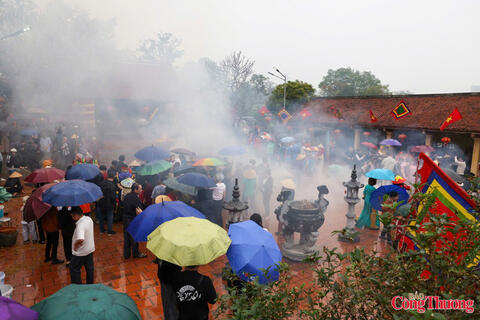 Độc đáo hội thổi cơm thi làng Thị Cấm