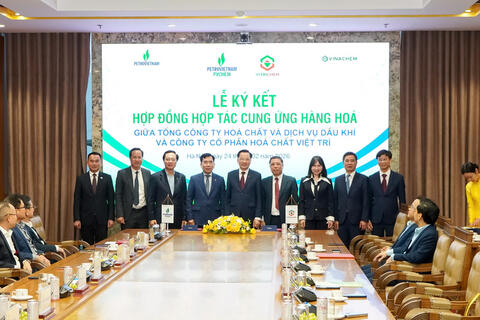 Vitrichem - PVChem cung ứng hóa chất cơ bản cho dự án Nhà máy Lọc hóa dầu Nghi Sơn
