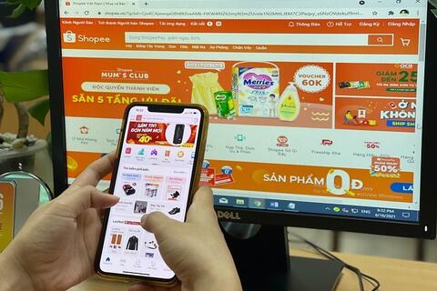 Người dùng mua phải hàng dởm, sàn thương mại điện tử không thể 'phủi tay'