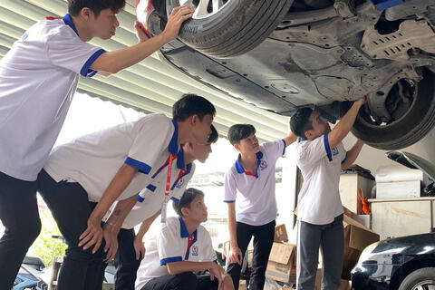 Mở rộng cơ hội học tập cho người học nghề