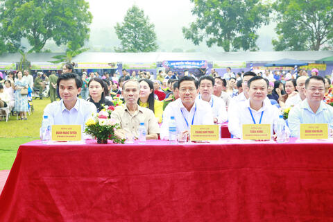 Lễ hội Cốm Hợp Thành: Gìn giữ hương vị truyền thống, nâng tầm nông sản địa phương
