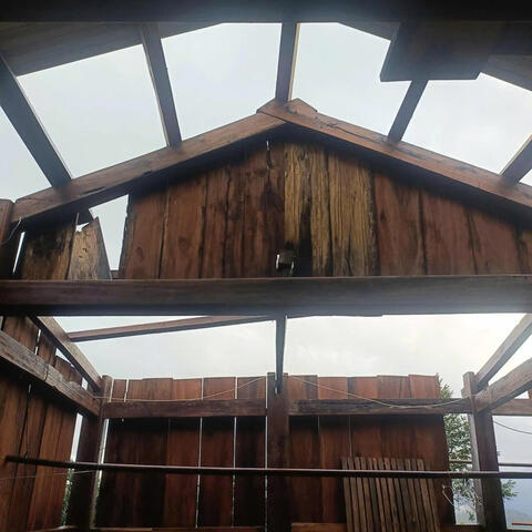 Đà Nẵng: Hàng chục ngôi nhà bị tốc mái do ảnh hưởng bão số 13