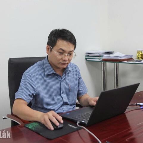 Người cán bộ trẻ năng động, trách nhiệm