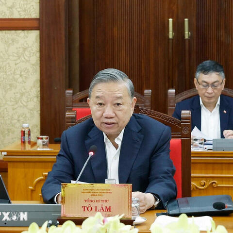 Tổng Bí thư: Tuyệt đối không xảy ra tình trạng du xuân kéo dài, lơ là nhiệm vụ