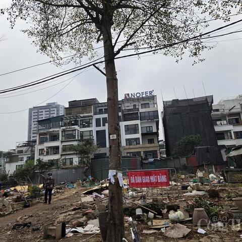 Các cơ sở kinh doanh trên đường Xuân Tảo tự tháo dỡ, bàn giao mặt bằng