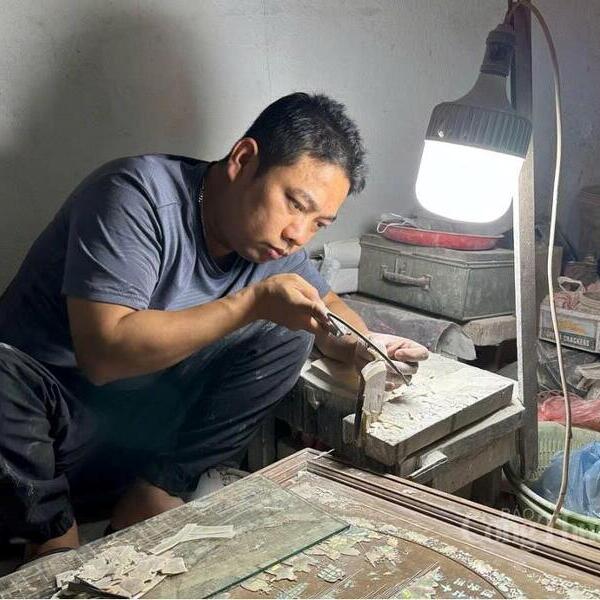 Nghề khảm trai làng Chuôn Ngọ và công cuộc gìn giữ tinh hoa