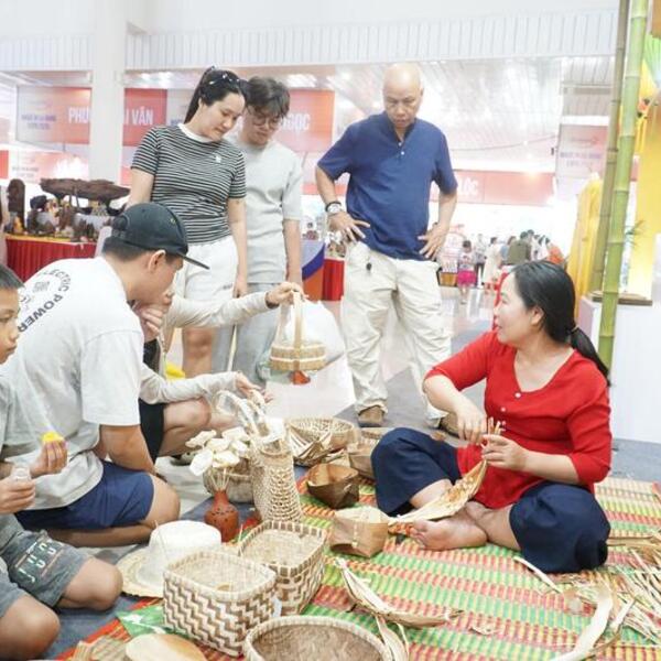 Đà Nẵng: Xúc tiến thương mại cho sản phẩm làng nghề truyền thống