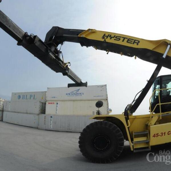 Thúc đẩy phát triển logistics, hướng tới chuỗi cung ứng toàn cầu