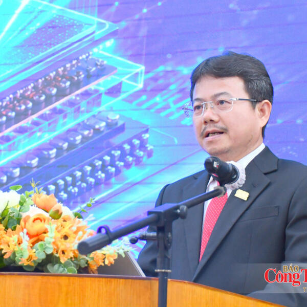 Việt Nam - Singapore thúc đẩy hợp tác phát triển ngành công nghiệp bán dẫn