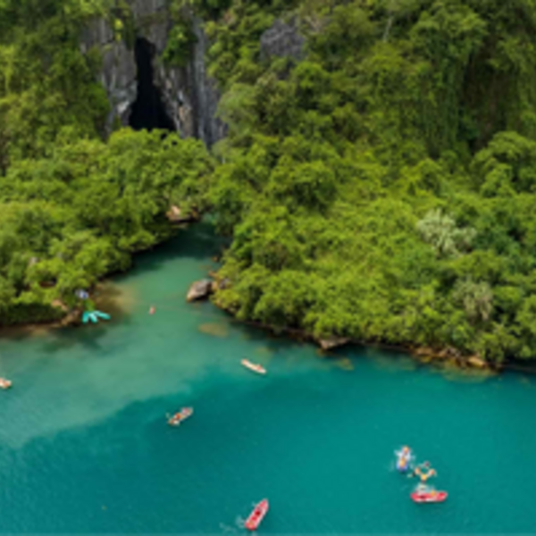Phong Nha - Kẻ Bàng vào danh sách 11 điểm đến đẹp nhất Việt Nam năm 2026