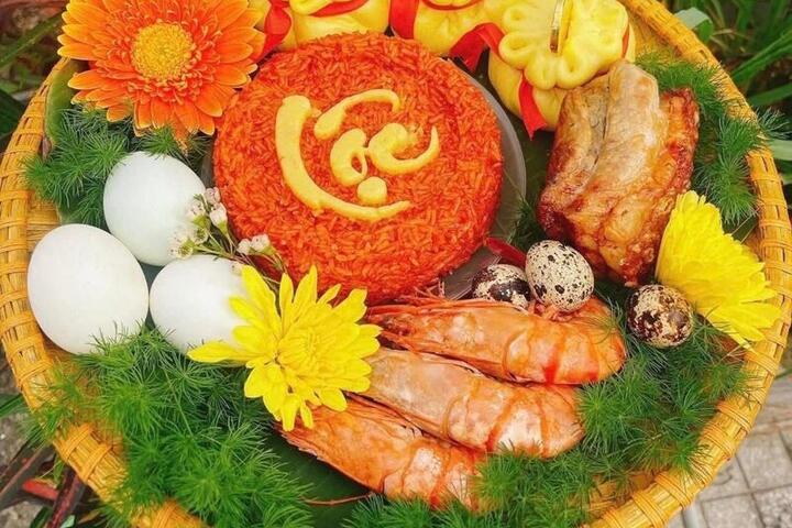 Mâm tam sên, 'vàng ăn được' đắt khách trước ngày vía Thần Tài