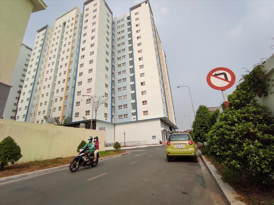 Một chung cư - nhà ở xã hội tại quận Bình Tân (TPHCM). Ảnh: Hữu Huy
