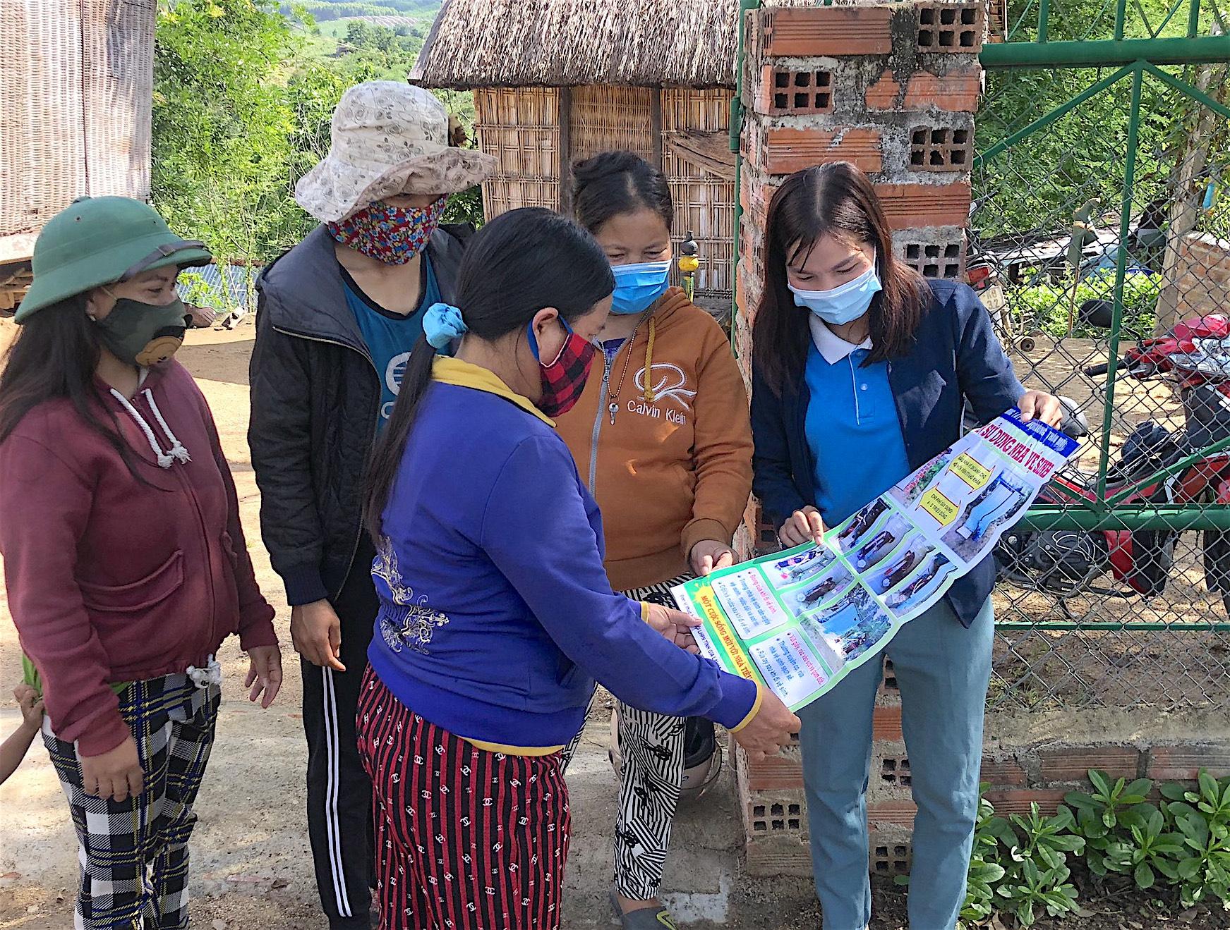 Bên cạnh hỗ trợ các mô hình phát triển kinh tế, huyện Đak Pơ còn tập trung giúp người dân vùng đồng bào dân tộc thiểu số nâng cao khả năng tiếp cận các dịch vụ xã hội cơ bản. Ảnh: Mộc Trà