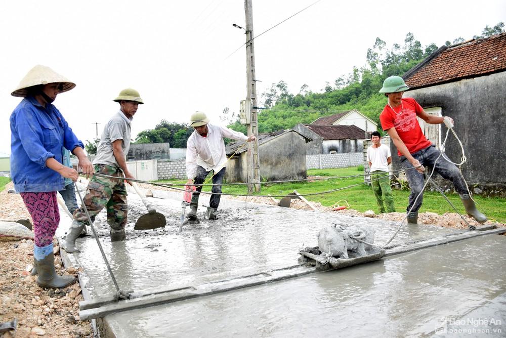 Nhiều xã miền núi khó khăn khi thực hiện các tiêu chí nông thôn mới