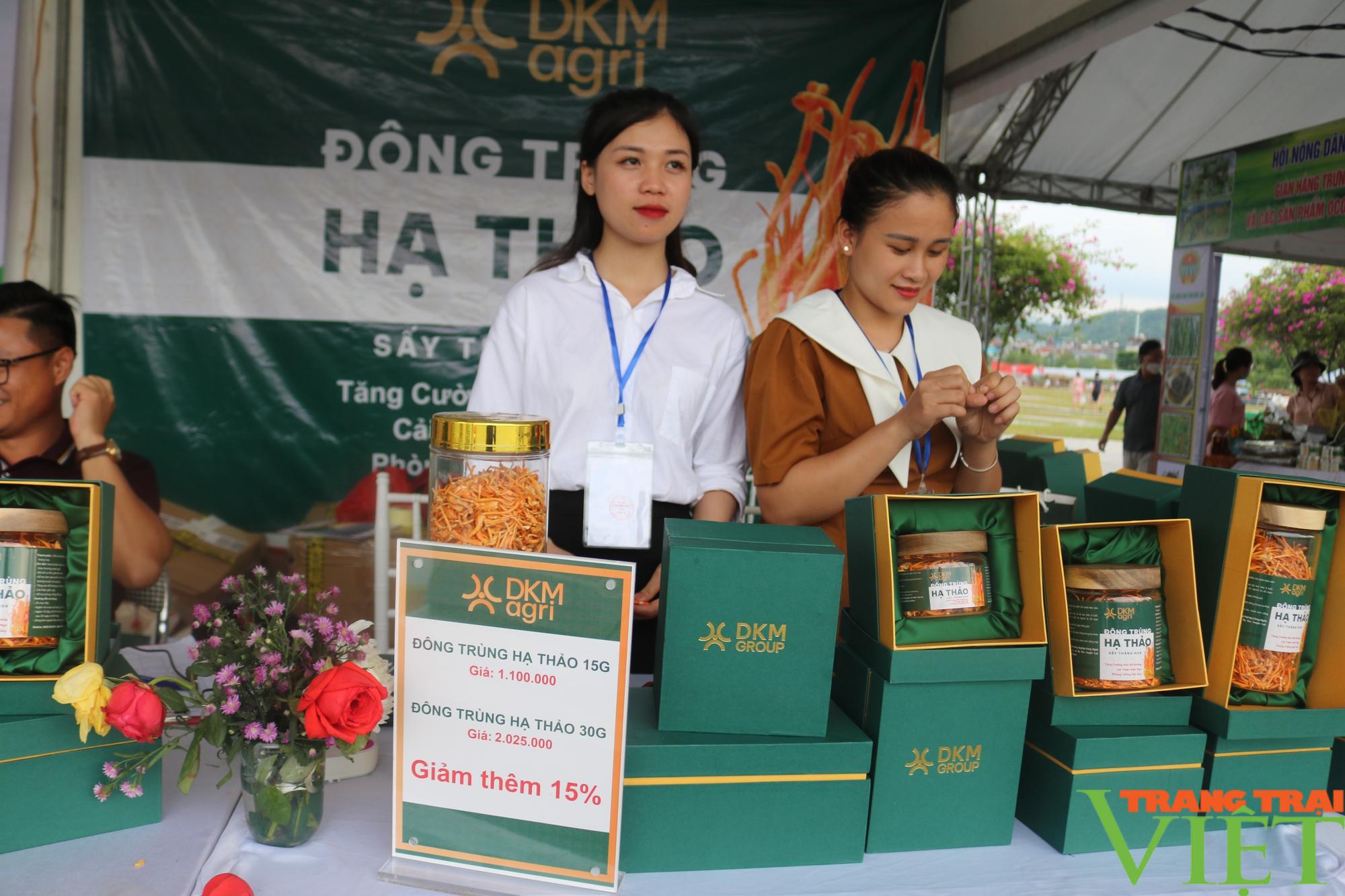 Festival trái cây ở Sơn La dấu ấn khó quên, chia tay và hẹn gặp lại - Ảnh 2.