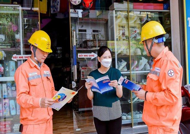 EVNNPC chủ động các giải pháp đảm bảo điện an toàn, tin cậy mùa nắng nóng - Ảnh 4. EVNNPC chủ động các giải pháp đảm bảo điện an toàn, tin cậy mùa nắng nóng - Ảnh 4.