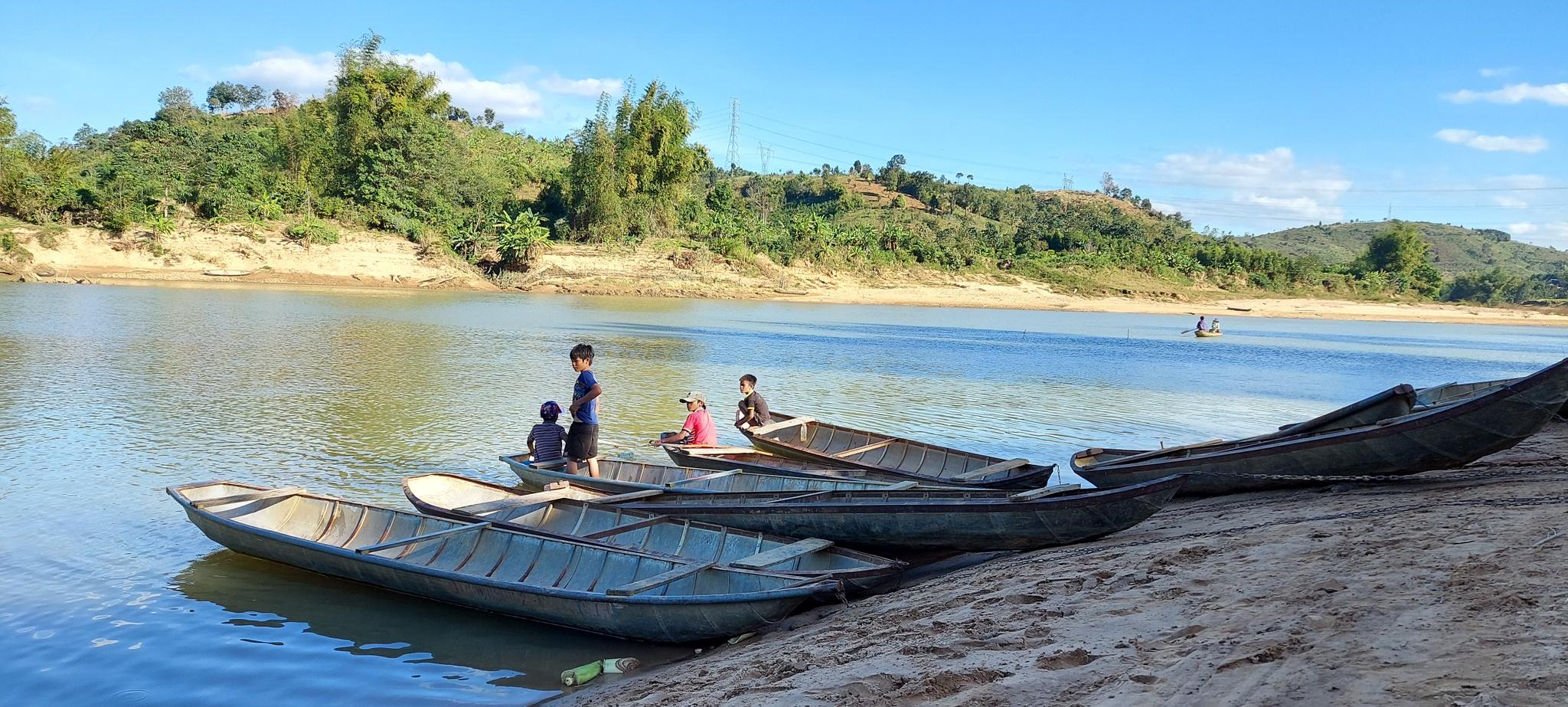 Người dân phản đối thủy điện Đăk Bla 3 vì lo ngại sẽ đánh mất cảnh quan của làng du lịch Kon K'tu. Ảnh: Đức Nhật