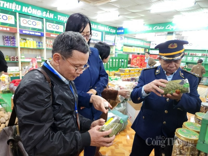 Bắc Kạn: Đấu tranh chống hàng giả, hàng kém chất lượng trong dịp Tết Nguyên đán