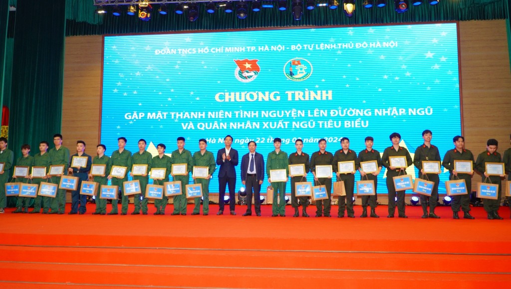 Tiếp nối tinh thần