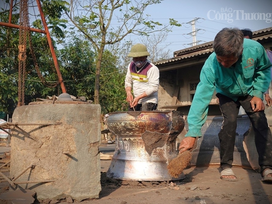 Xem nghệ nhân Nguyễn Bá Châu