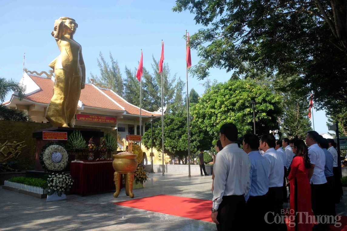 Bà Rịa - Vũng Tàu ưu tiên phát triển nguồn nhân lực, nâng cao cuộc sống người dân