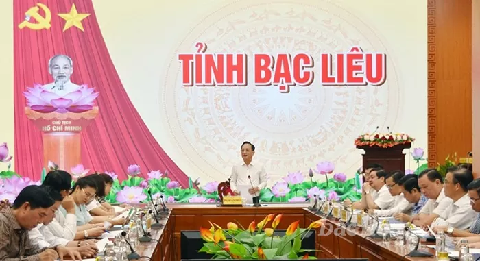 Phạm Văn Thiều - Chủ tịch UBND tỉnh, Trưởng Ban Tổ chức Festival nghề Muối Việt Nam - Bạc Liêu năm 2024 phát biểu tại cuộc họp (Ảnh: Baclieu.gov.vn)