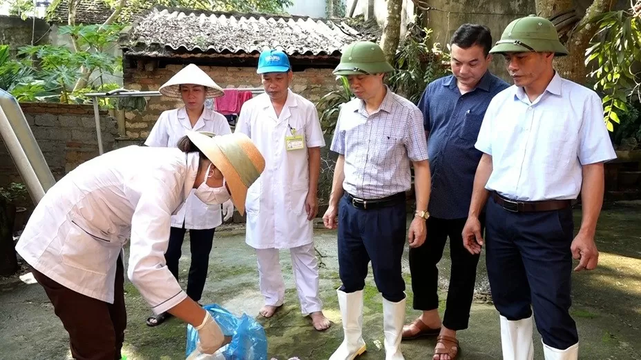 Thanh Hóa phòng chống dịch sau lũ và ứng phó với áp thấp nhiệt đới có khả năng mạnh lên thành bão