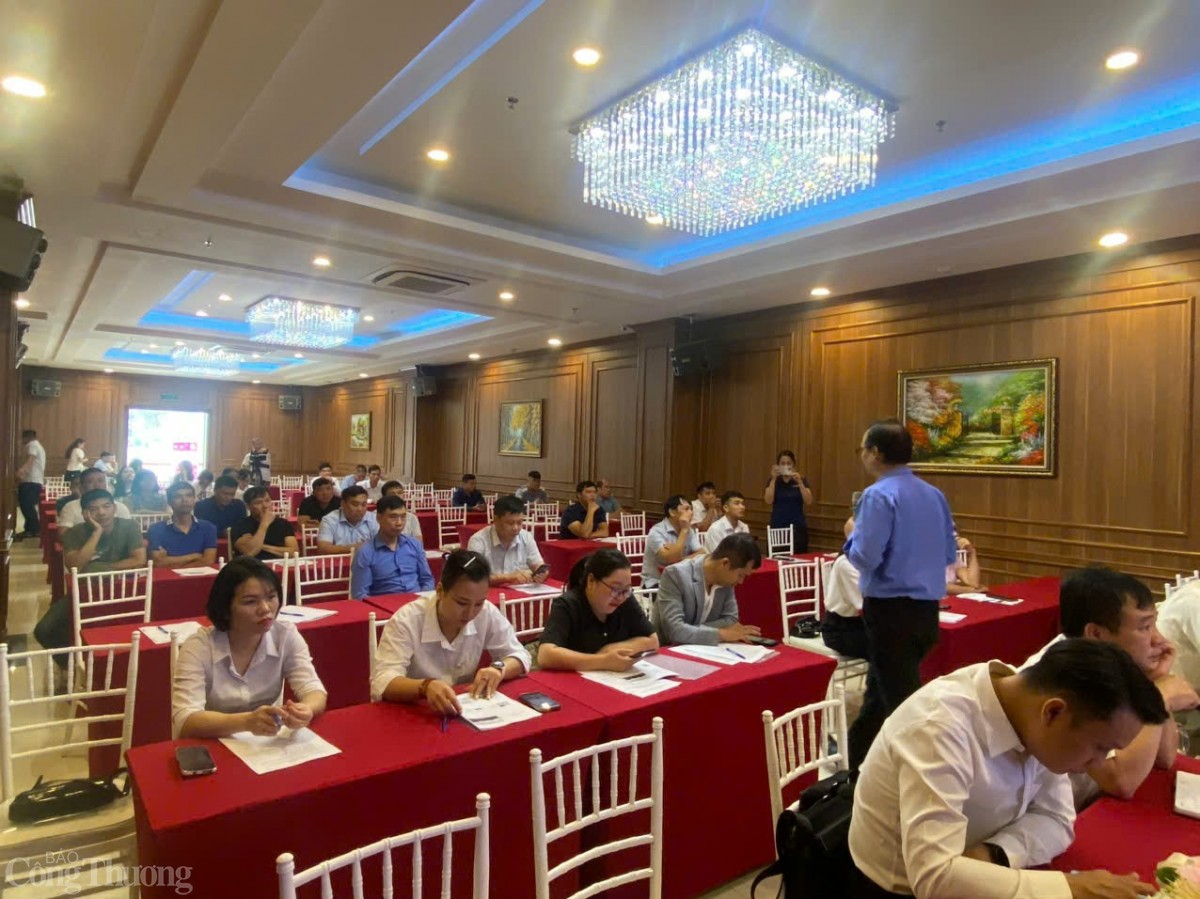 Hỗ trợ cơ sở công nghiệp nông thôn tại Tuyên Quang chuyển đổi số Hỗ trợ cơ sở công nghiệp nông thôn tại Tuyên Quang chuyển đổi số