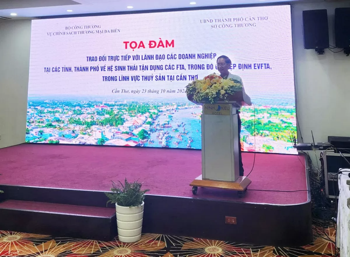 Ông Huỳnh Thanh Sử, Phó Giám đốc Sở Công thương TP Cần Thơ phát biểu tại hội nghị. Ảnh Ngân Nga Ông Huỳnh Thanh Sử, Phó Giám đốc Sở Công thương TP Cần Thơ phát biểu tại hội nghị. Ảnh Ngân Nga