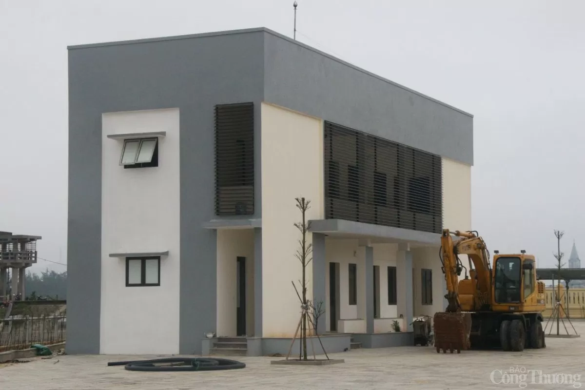 Cận cảnh cảng cá hiện đại bậc nhất miền Trung sắp hoạt động Cận cảnh cảng cá hiện đại bậc nhất miền Trung sắp hoạt động