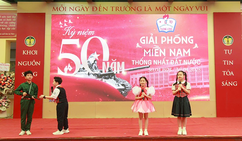 Tưng bừng khai mạc Ngày hội sách Hoàn Kiếm em yêu năm 2025