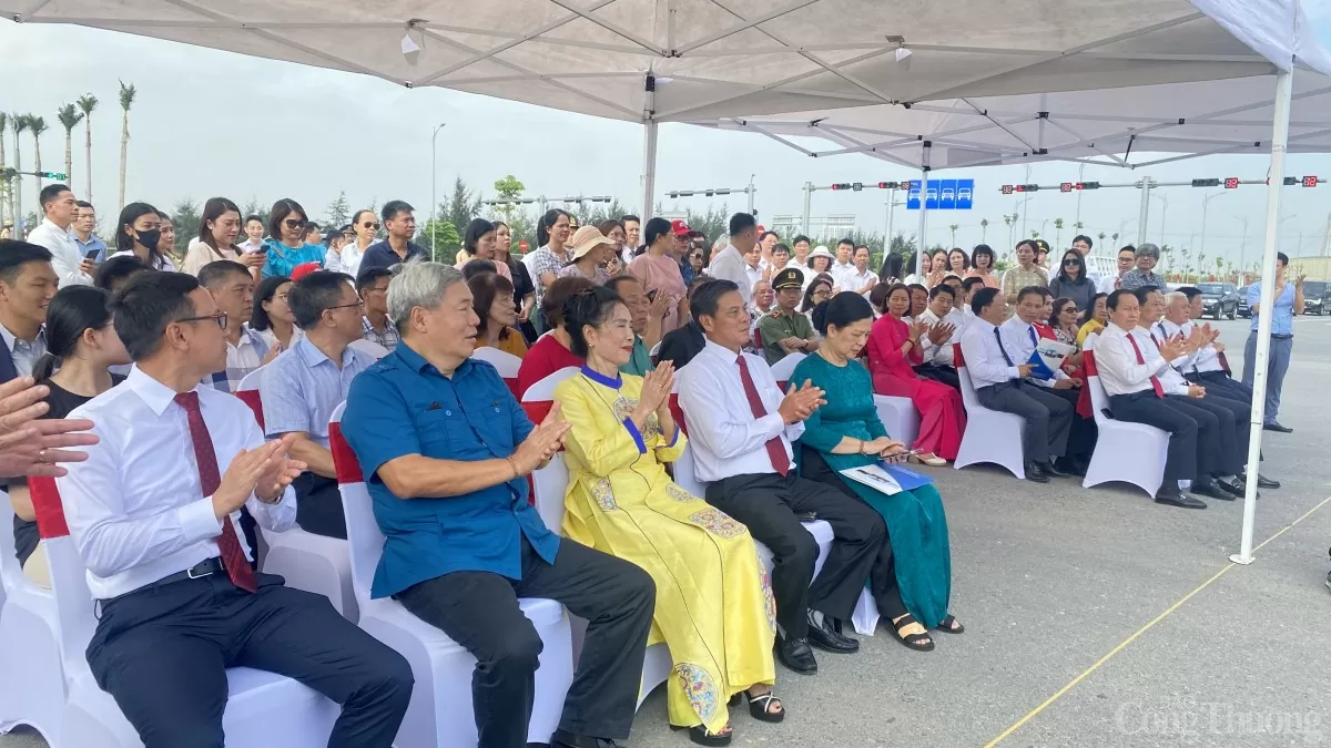 Hải Phòng: Gắn biển đường mang tên đồng chí Đỗ Mười Hải Phòng: Gắn biển đường mang tên đồng chí Đỗ Mười