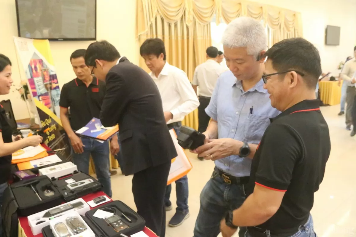 Các doanh nghiệp cùng nhau thảo luận về giải pháp giảm phát thải khí nhà kính