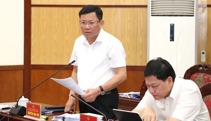 Phó Chủ tịch Thường trực UBND tỉnh Thanh Hóa Nguyễn Văn Thi phát biểu tại phiên họp. Ảnh: Phong Sắc