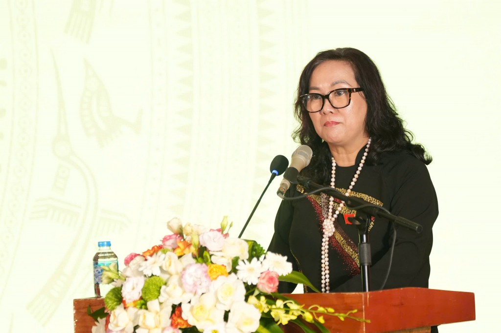 Đồng chí Nguyễn Thị Mai Hương - Phó Giám đốc Sở Văn hóa và Thể thao Hà Nội phát biểu tại Đại hội