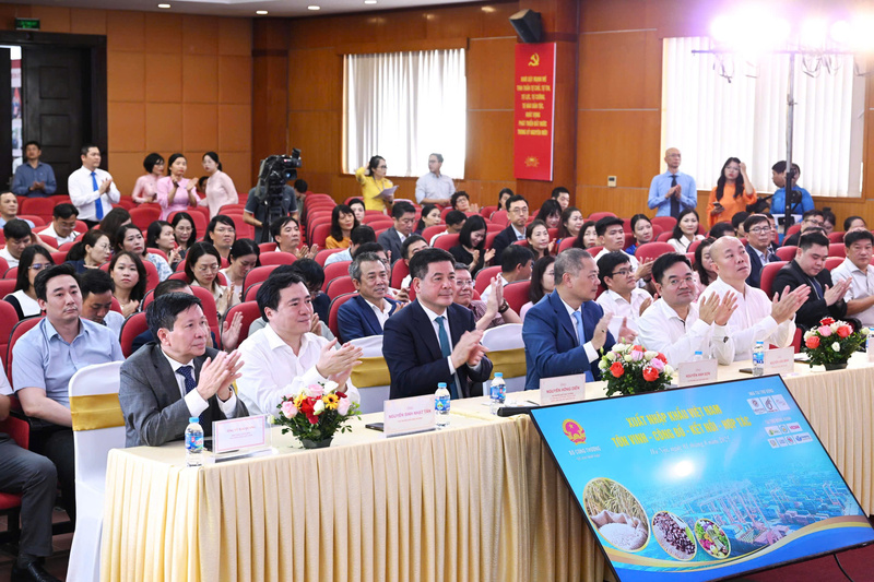 Xuất nhập khẩu Việt Nam: Tôn vinh - Công bố - Kết nối - Hợp tác - 3