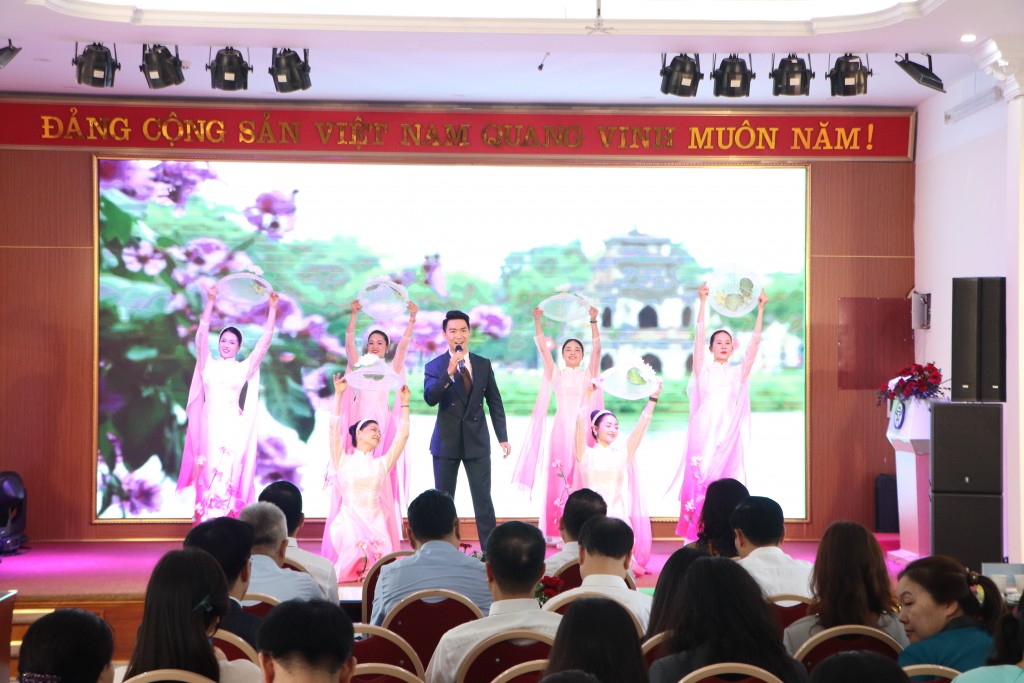 Tiết mục văn nghệ chào mừng