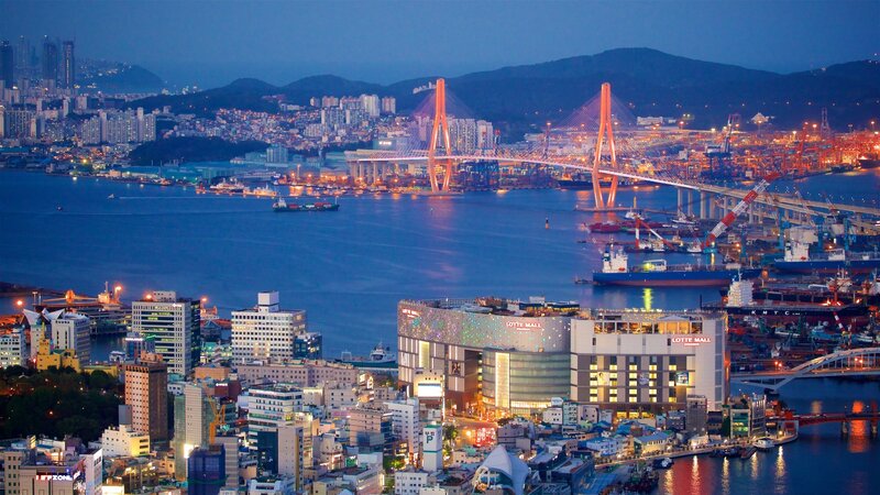Busan - nơi để người Hàn Quốc tự hào giới thiệu với thế giới rằng họ không chỉ giỏi công nghệ, mà còn giữ được hồn cốt văn hóa truyền thống. Ảnh: Korea.net