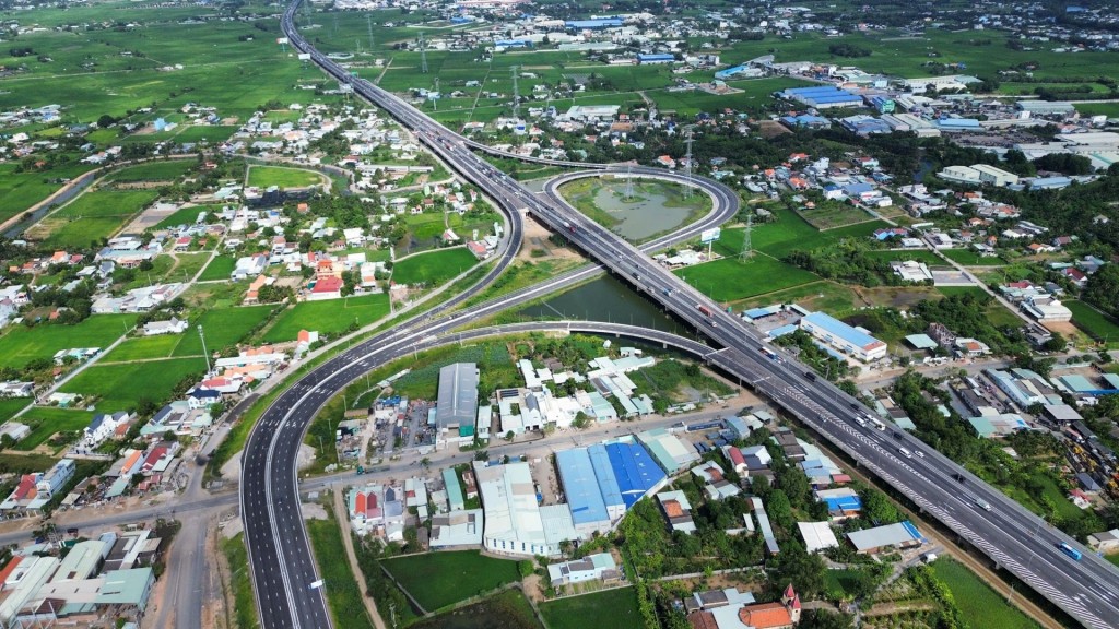 Tây Ninh phấn đấu giải ngân hết vốn đầu tư công trong năm 2025