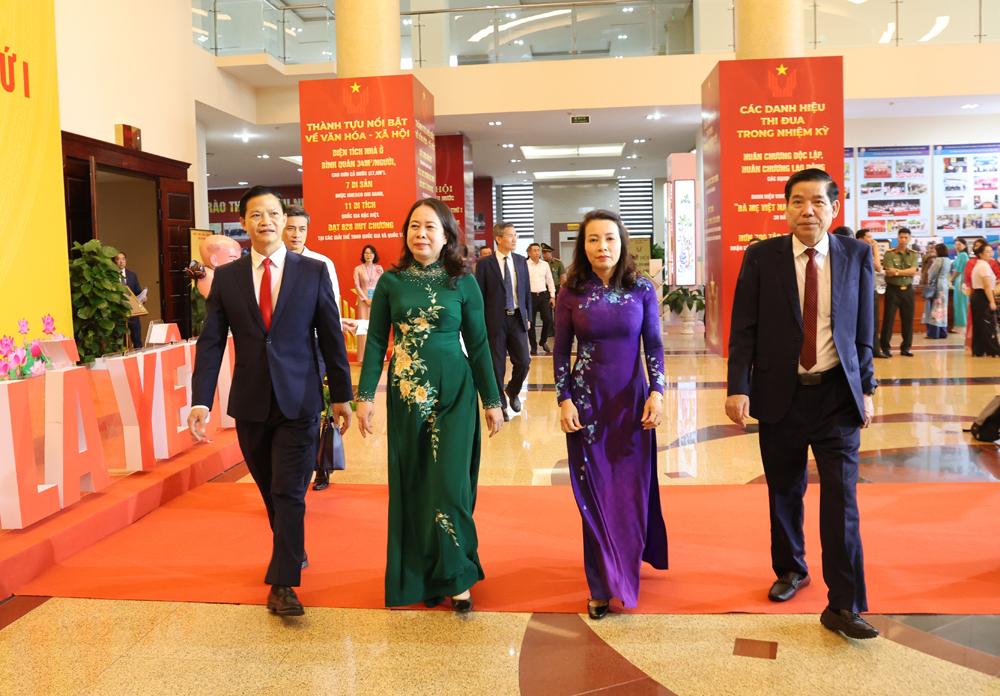 Đồng chí Võ Thị Ánh Xuân - Ủy viên Trung ương Đảng, Phó Chủ tịch nước, Phó Chủ tịch thứ nhất Hội đồng Thi đua - Khen thưởng Trung ương cùng các đại biểu dự đại hội.