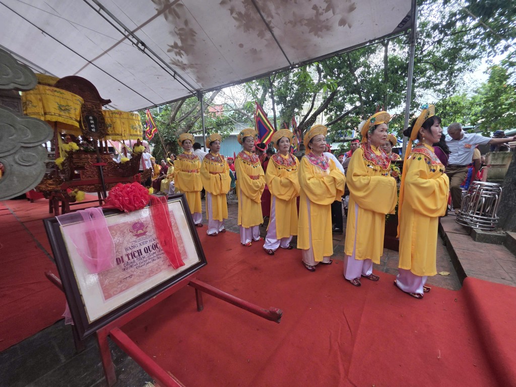 Lễ dâng hương truyền thống tam thôn Lam Sơn - Khôn Thôn - Đồng Chanh Lễ dâng hương truyền thống tam thôn Lam Sơn - Khôn Thôn - Đồng Chanh