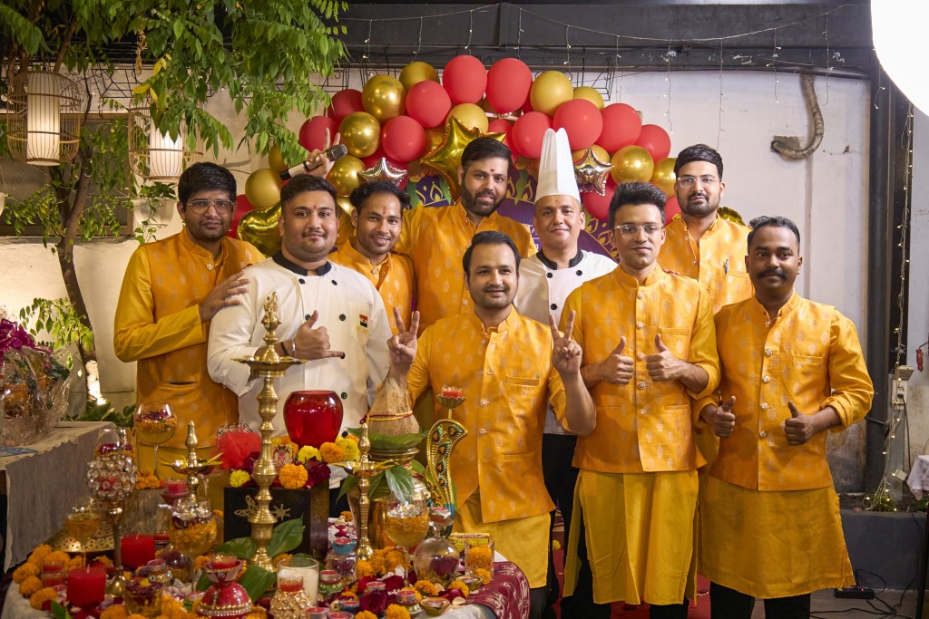 Nhà hàng Ấn độ Benaras mang lễ hội Diwali đến Việt Nam